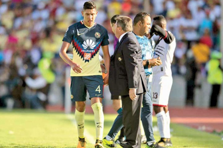 El Piojo no está conforme con la expulsión de Álvarez