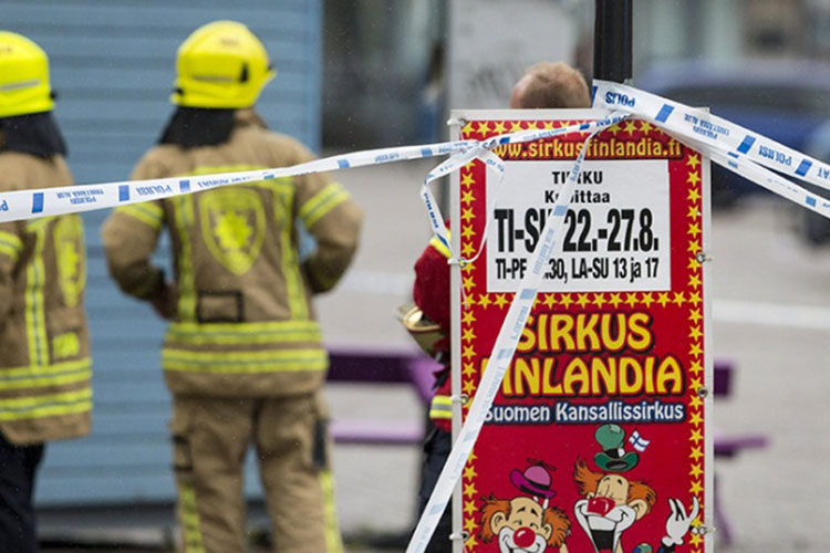 Suman dos víctimas por ataque con cuchillo en Finlandia