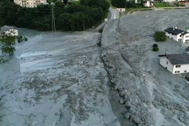 Ocho desaparecidos por avalancha de lodo en Suiza