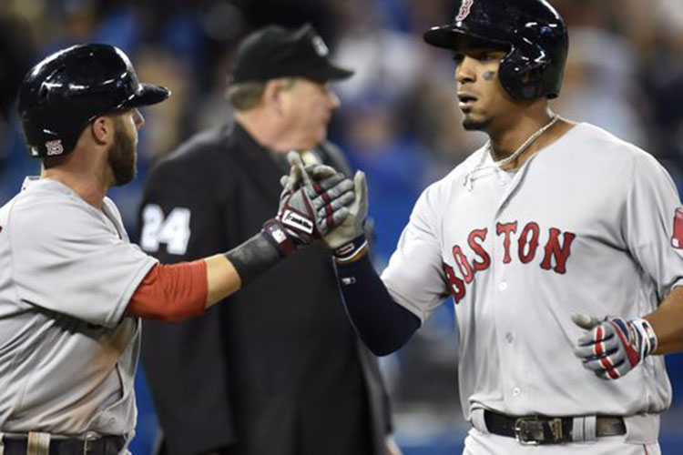 Boston vence por blanqueada a Toronto