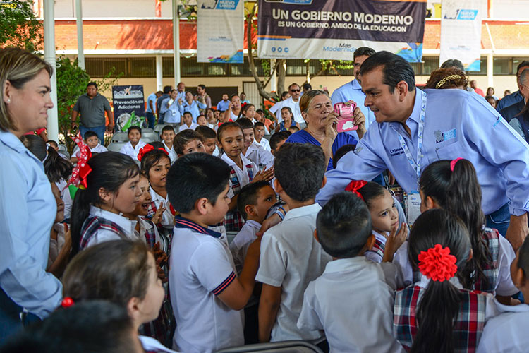 Arranca la segunda etapa de ‘Mi Escuela Digna y Moderna’