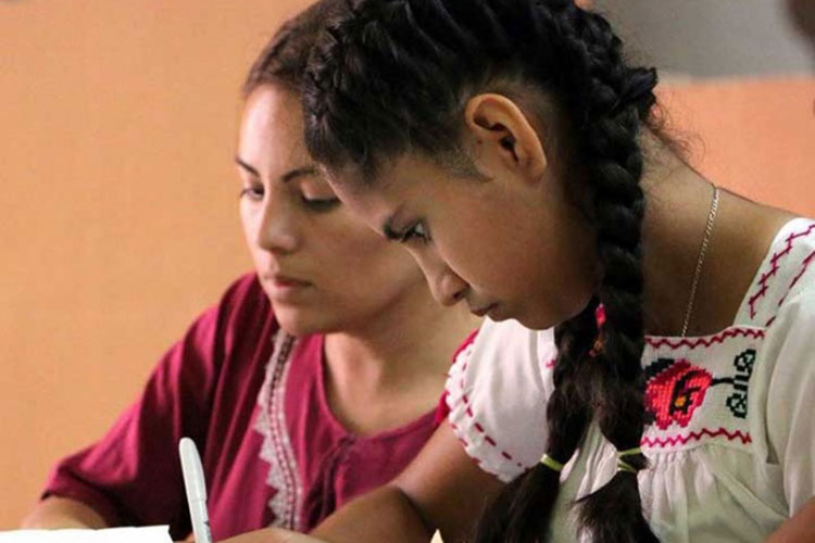 En ciclo 2016-2017, SEP atendió a más de 1.3 millones de niños indígenas