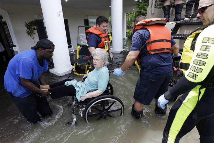 Envía CR Tamaulipas ayuda a Houston para damnificados de “Harvey”