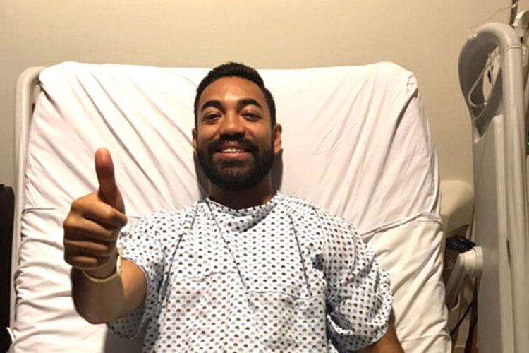 Marco Fabián es operado con éxito en Houston