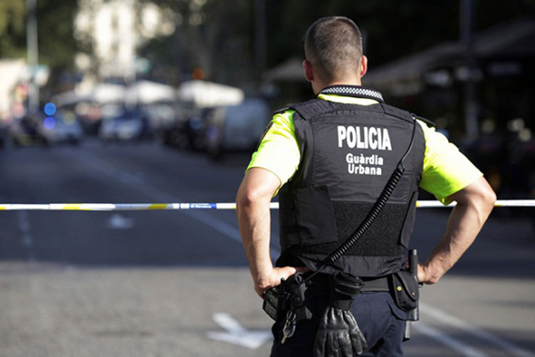 Identifican nacionalidad de víctimas tras atentados en España