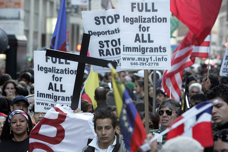 CNDH se pronuncia contra ley antinmigrante SB 04 en Texas