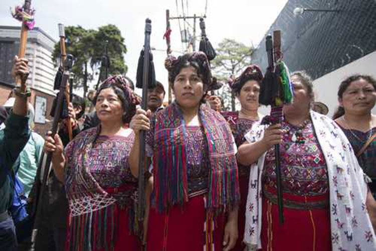 Justicia anula orden de expulsión contra el titular de la Cicig