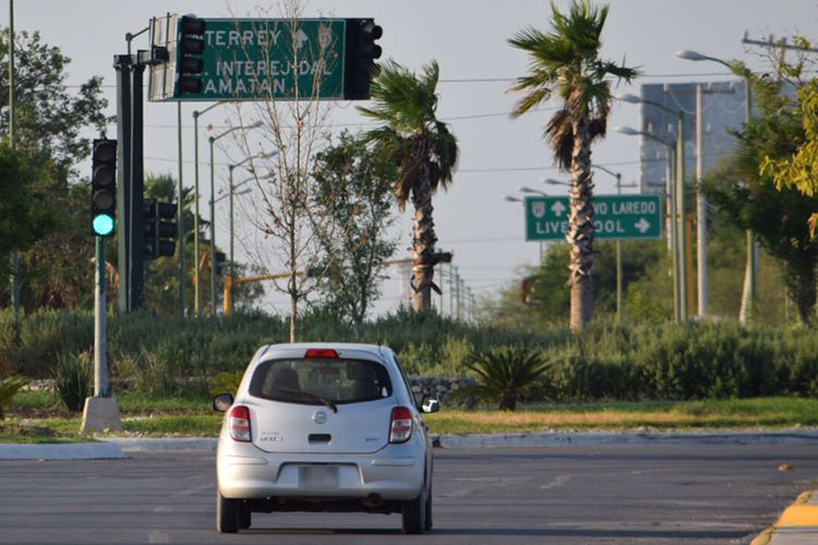Urgen semáforos nuevos en Victoria