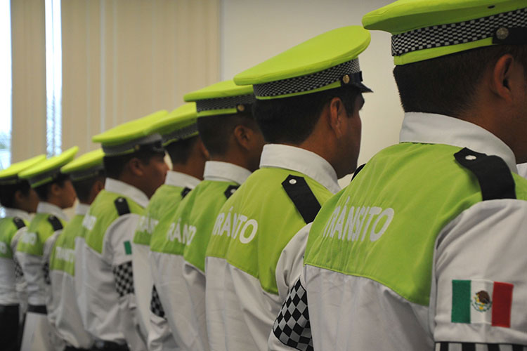 Se gradúan de la USJT nuevos elementos de tránsito