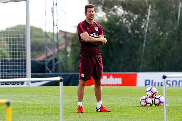 Simeone amplía su contrato con el Atlético por dos temporadas