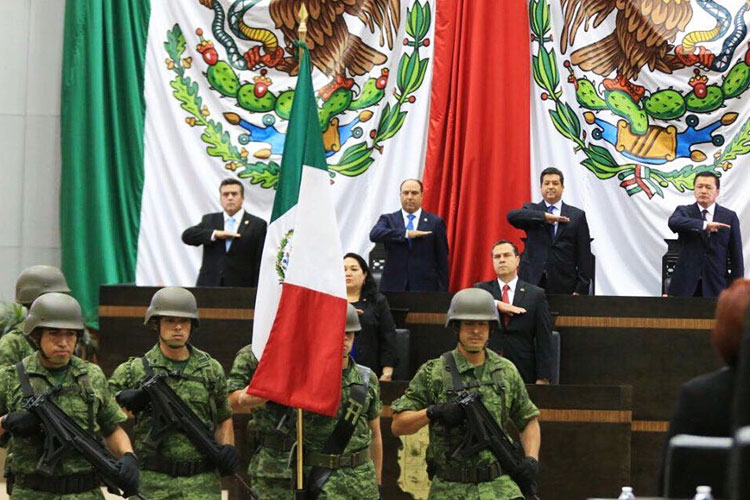 Guarda congreso un minuto de silencio por víctimas del sismo