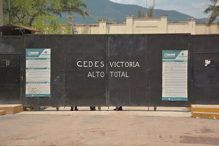 Seguridad Pública retoma el control del Penal en Victoria
