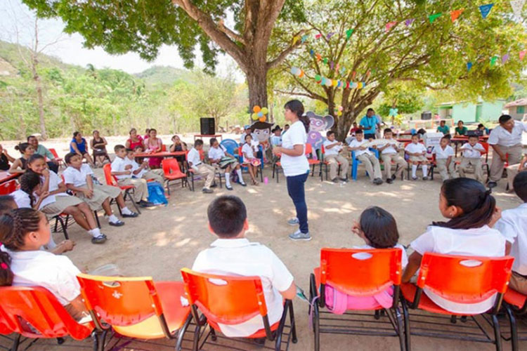 Escuelas de Oaxaca reanudan clases este viernes: IEEPO