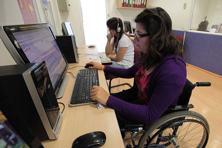 Piden a empresas dar trabajo a discapacitados
