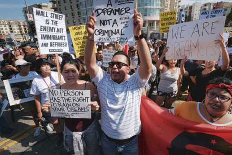 Cunden protestas en EU para evitar que se cancele el DACA