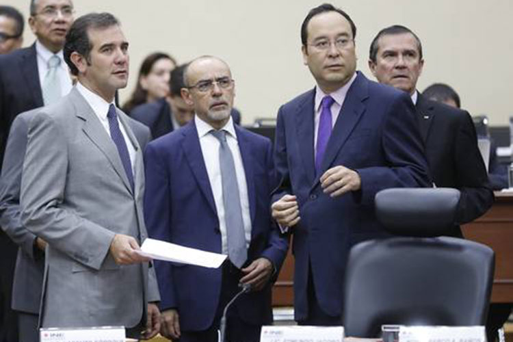 Valida el TEPJF  el triunfo de Del  Mazo, a horas  de su asunción