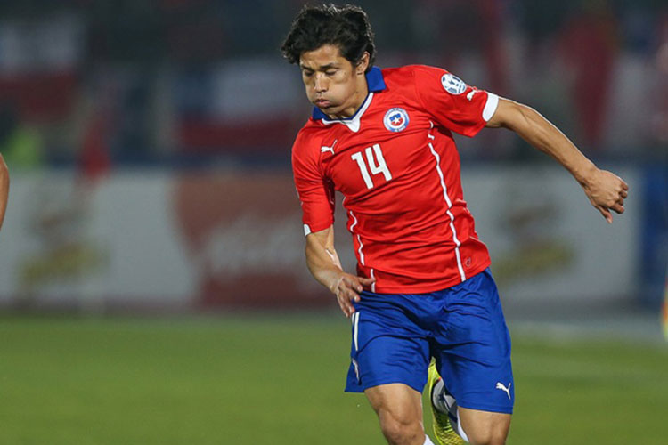 Necaxa anuncia como refuerzo a Matías Fernández