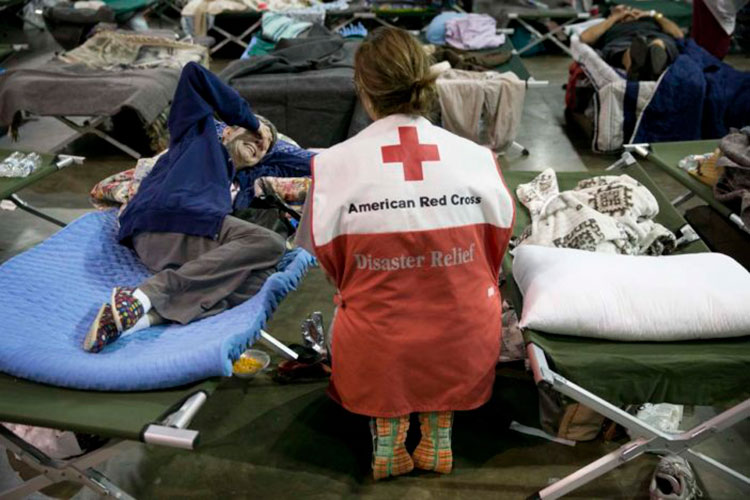 Mueren tres mexicanos al realizar labores de rescate por Harvey