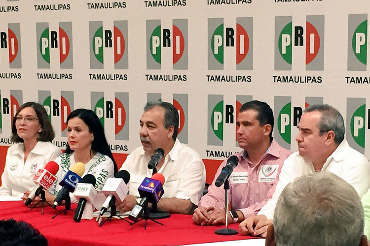 Renuncia PRI a prerrogativas para entregarlas a damnificados