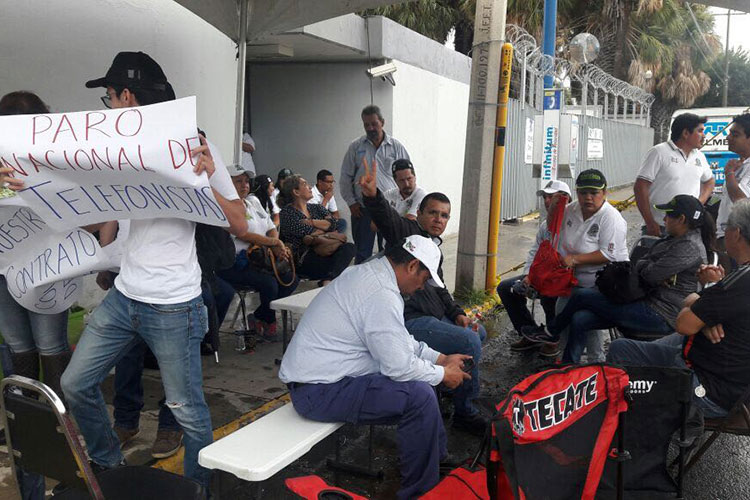 Paran trabajadores de TELMEX labores en Victoria