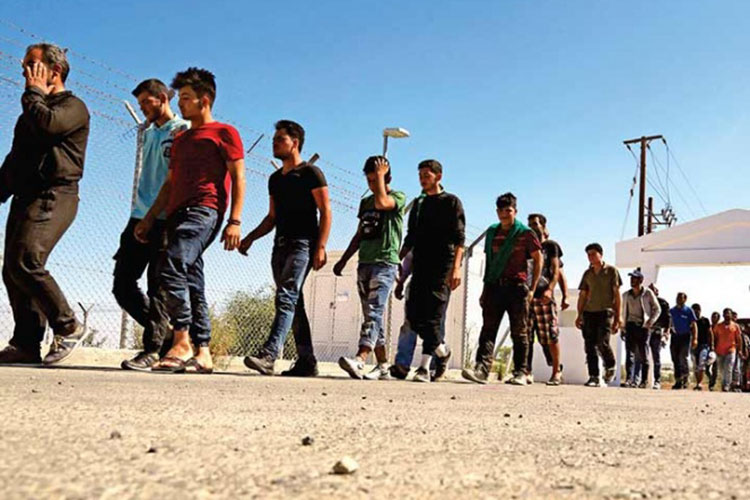 Reubicarán a 50 mil refugiados en la Unión Europea