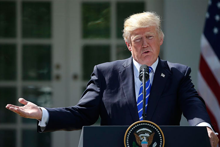 Trump pide a UE sumarse a sanciones contra gobierno de Maduro