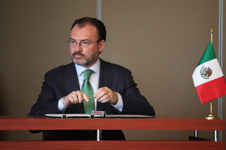 México va por cabildeo en EU en beneficio de jóvenes DACA
