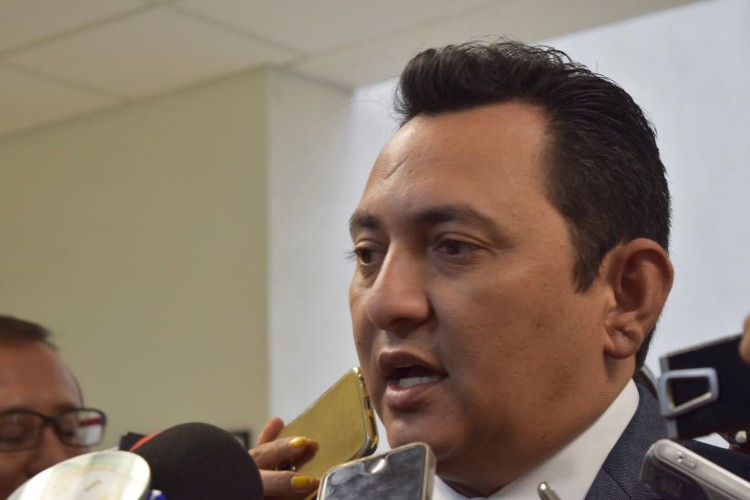 Las cosas caerán por su propio peso, advierten diputados del PRI