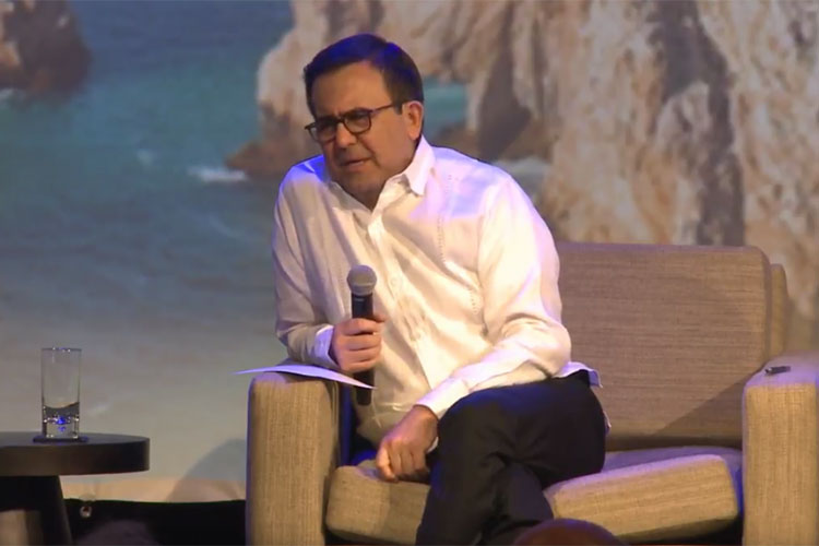 Si EU deja el TLCAN, que no espere apoyo en migración y seguridad: Guajardo