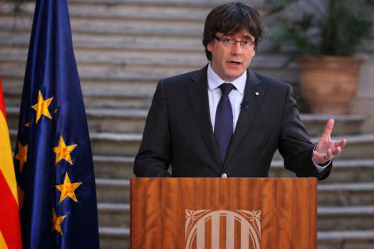 Puigdemont llama a resistencia pacífica