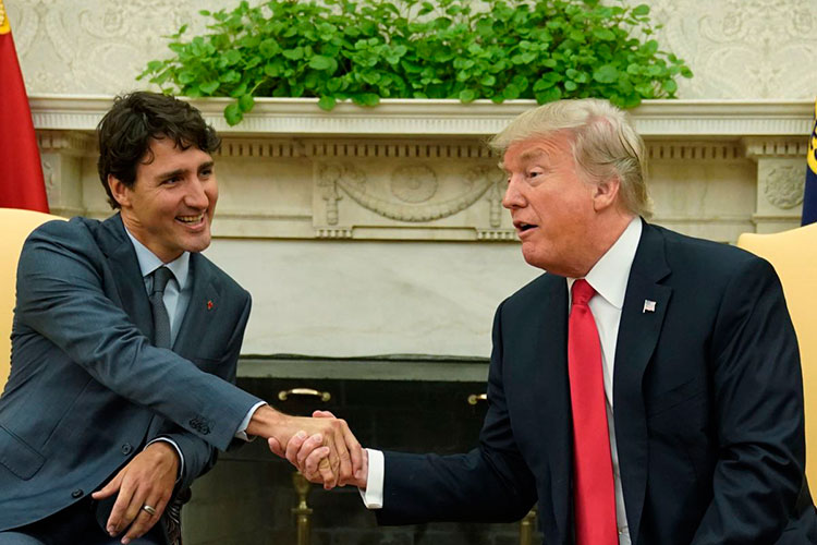 Trump estudiaría firmar pacto comercial con Canadá sin México