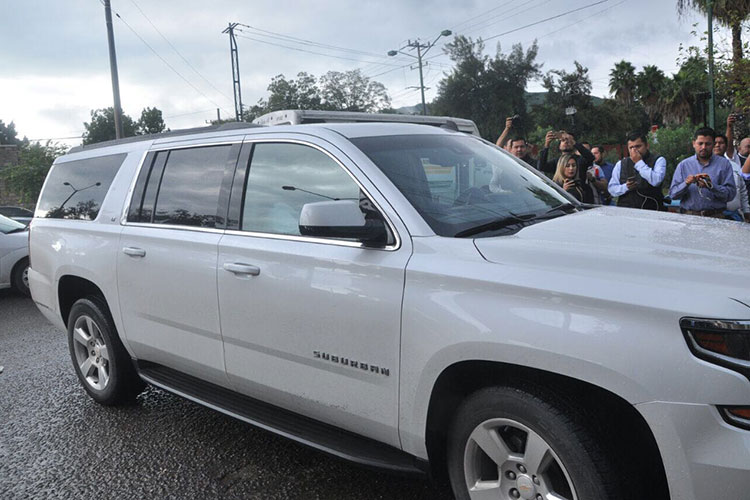 Llegan abogados de Geño al penal de Victoria