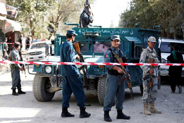 Atentado en Afganistán deja al menos 15 muertos