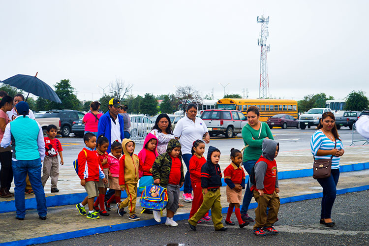 Visitan alumnos la Feria Tamaulipas
