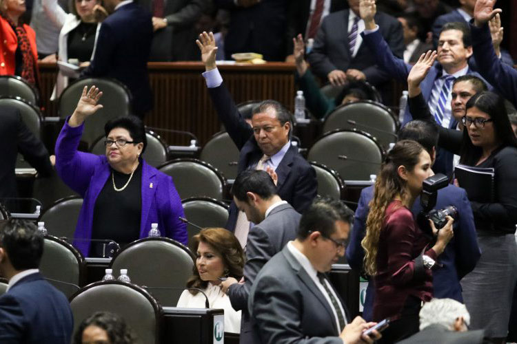 Aprueban la Ley de Ingresos; $5.2 billones, el monto en 2018