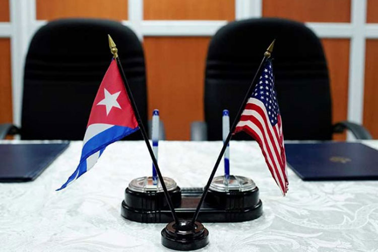 Cuba acusa a Trump de endurecer embargo y estropear relaciones