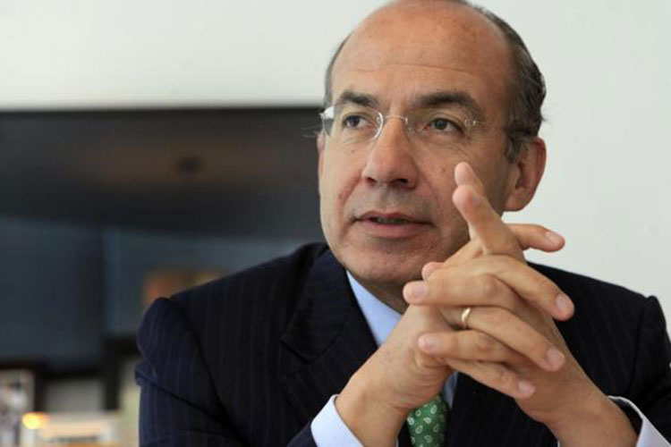 Los del Frente como el nopal, cada vez les encuentran más propiedades: FCH