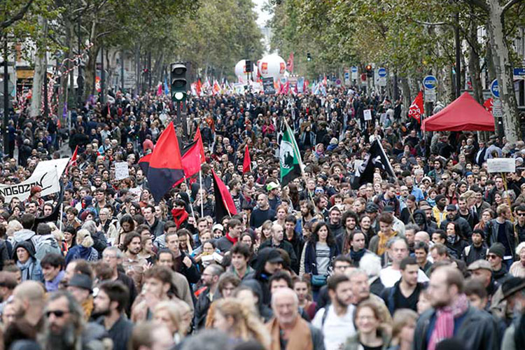 Huelga afecta hospitales y servicios públicos en Francia