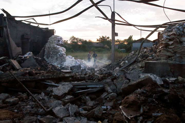 Incendio en fábrica de fuegos artificiales deja saldo de 47 muertos