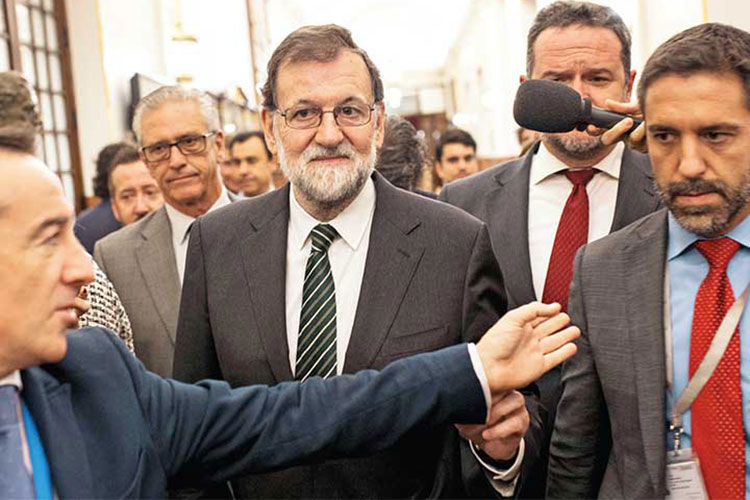 Plan B para separatistas; Mariano Rajoy tiende puente a Puigdemont