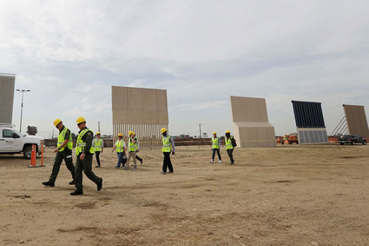 Prototipos del muro de Trump, nueva ‘decoración’ en la frontera