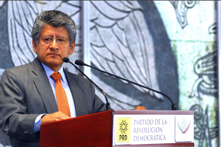 Elección de candidato del Frente por consulta abierta es riesgoso e inadecuado: Neri