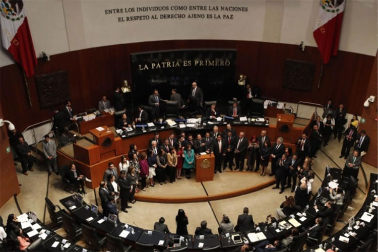 Senado suspende sesión; discutirían destitución de Santiago Nieto de FEPADE