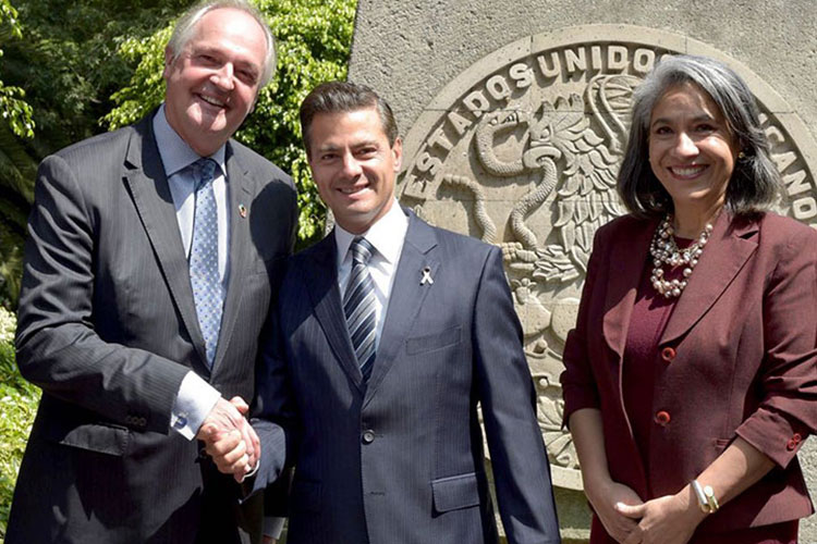 Peña Nieto recibe a Paul Polman, director ejecutivo de Unilever