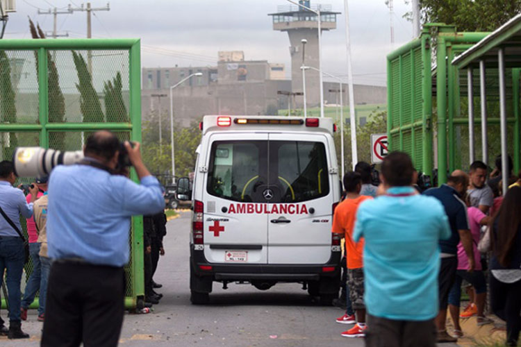 Disturbios en penal de Cadereyta dejaron 13 muertos