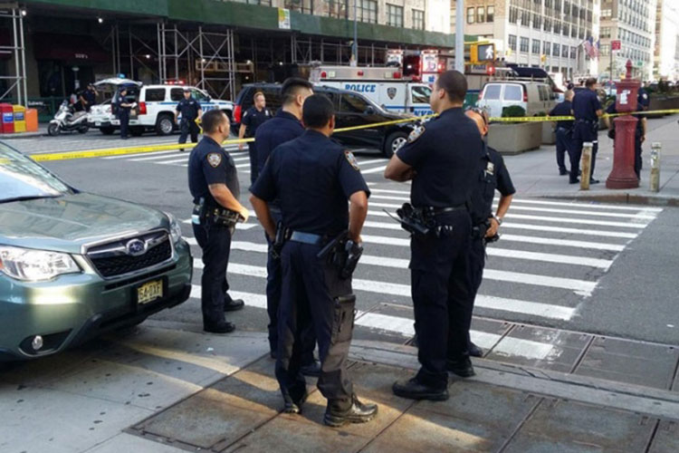 Responde policía a posibles disparos en el Bajo Manhattan