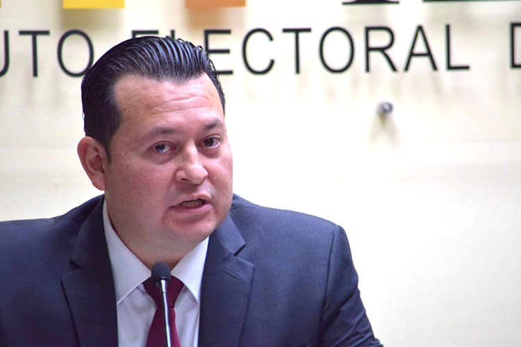 Punto por Punto Que se queden los pluris