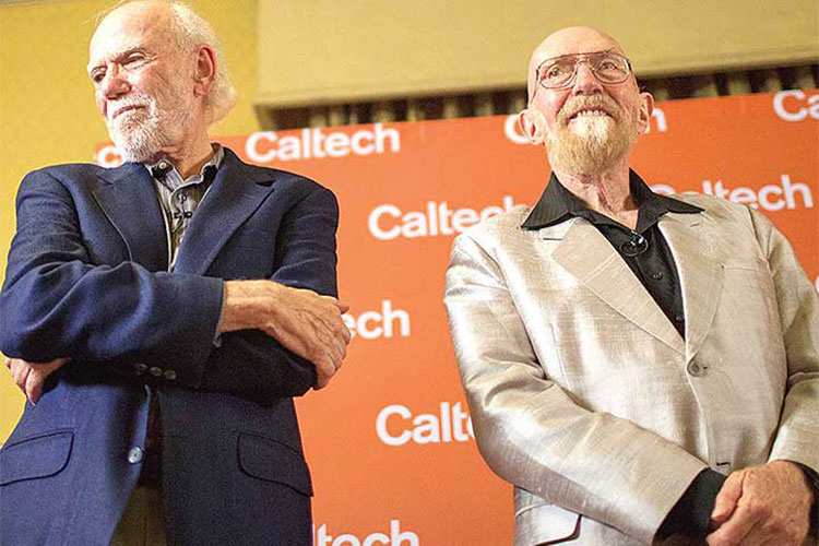 Ganan el Premio Nobel de Física al confirmar la teoría de Einstein