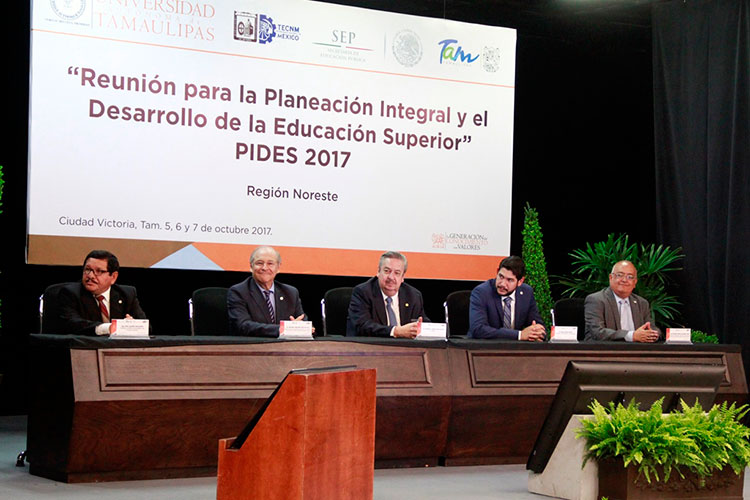 Realiza UAT reunión para la planeación de la educación superior