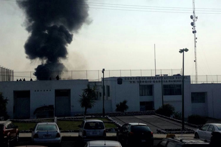 Controlan riña en penal de Chiconautla; reos iban por ‘El Tato’